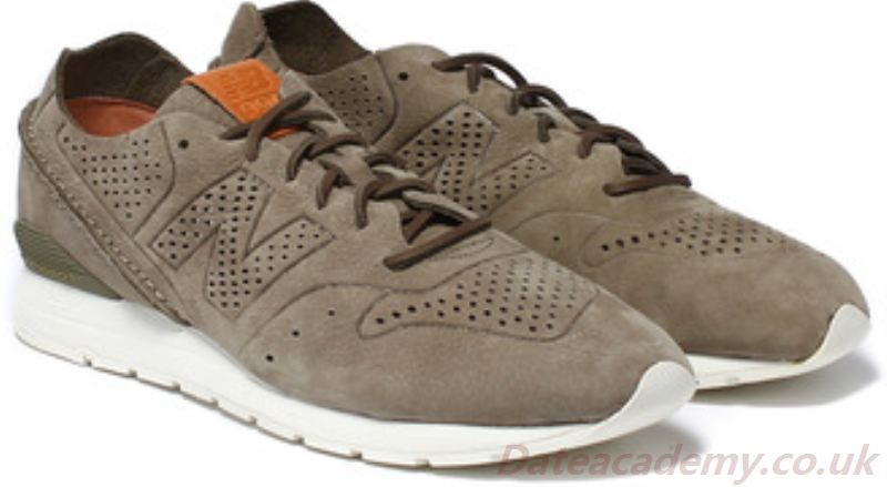 new balance 996 beige raw suede